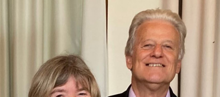 Ehepaar Halter mit Pilgerstab