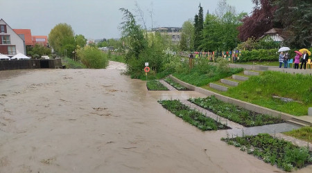 Hochwasser der Eyach auf der Gartenschau