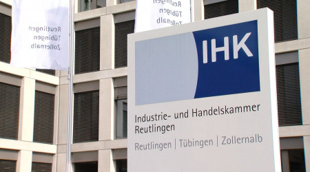IHK Reutlingen Schild