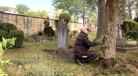 Pflegeeinsatz auf dem Stadtfriedhof T&uuml;bingen