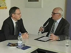 Kultusminister Stoch im Gespr&auml;ch mit Roland Steck