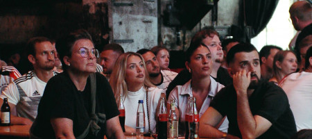 G&auml;ste beim Public Viewing